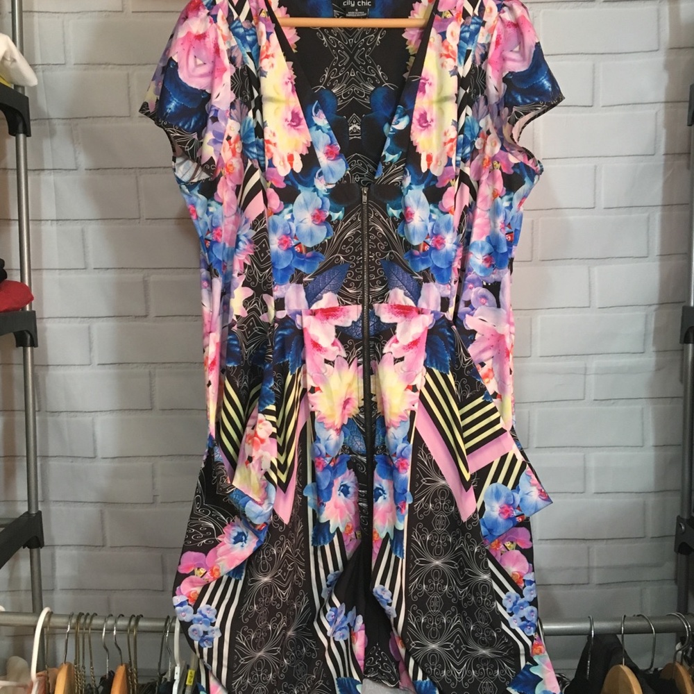 City chic floral dress